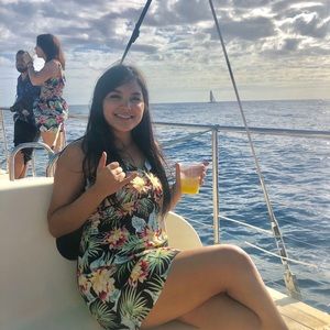 Meet your Posher, Ana